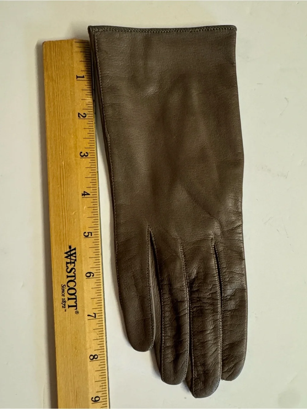 Vintage 50s Lord & Taylor Soft Brown Leather Gloves.Silk Lining.